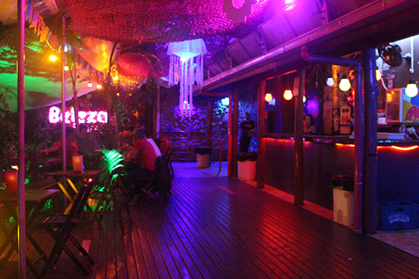 Beleza Pura Cosmic Bar: gastronomia e balada